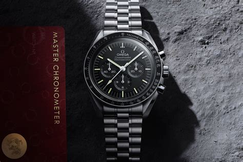 Omega Speedmaster Moonwatch Professional 2021 .